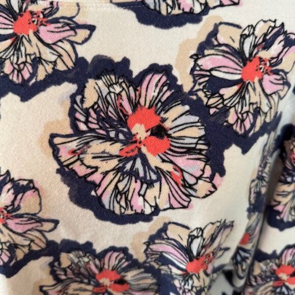 Gorgeous Sweatshirt by Peace World Love Size Medium - Picture 3 of 5